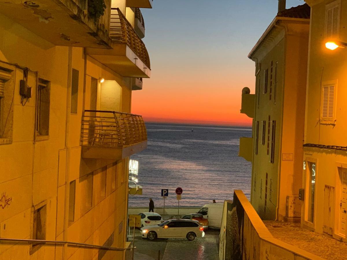 Apartamento Mar With Parking Sesimbra Luaran gambar